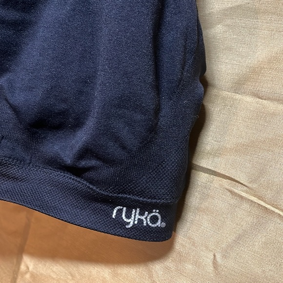 Never worn! Ryka brand sports bra size XL - Picture 2 of 5